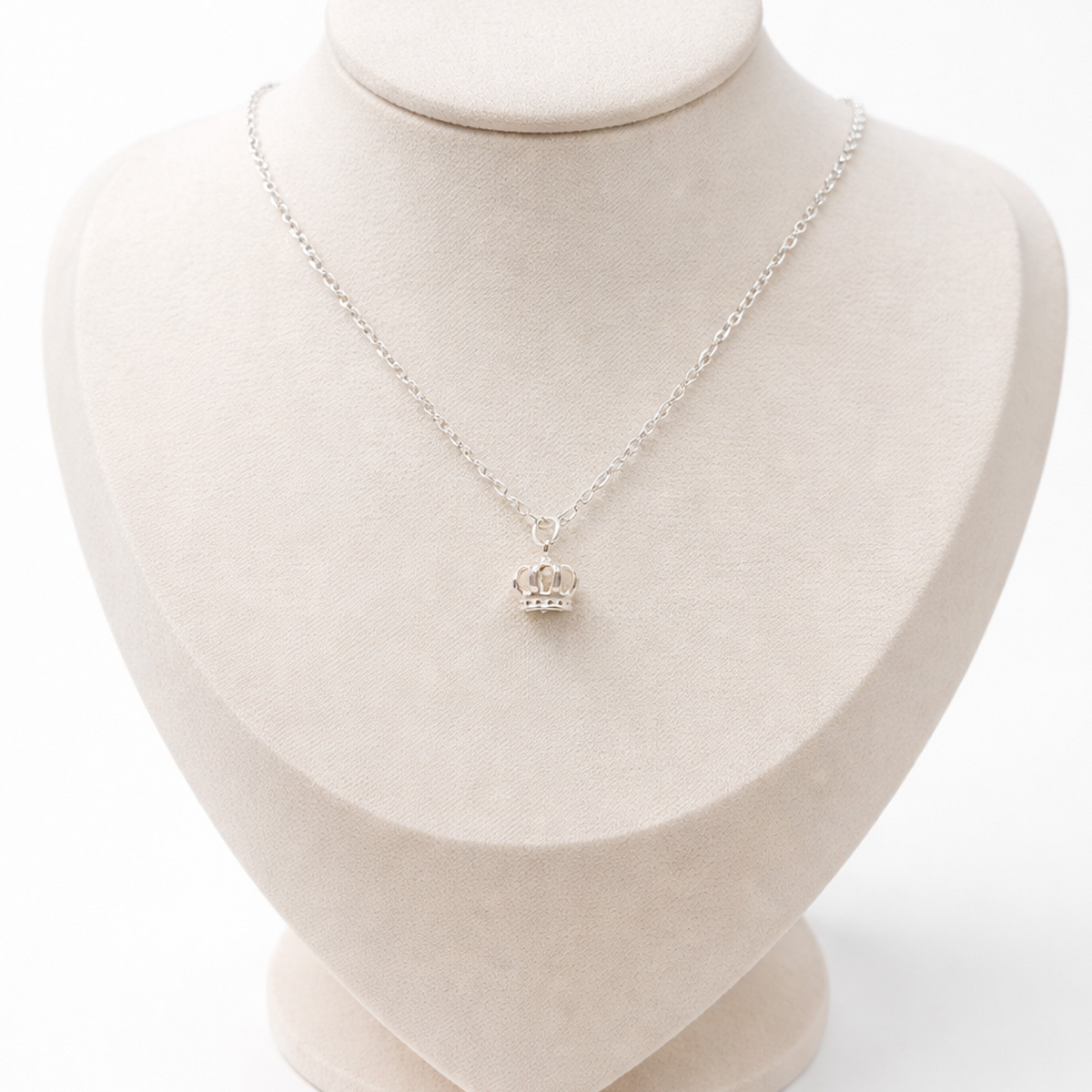 sterling-silver-crown-necklace-display-bust