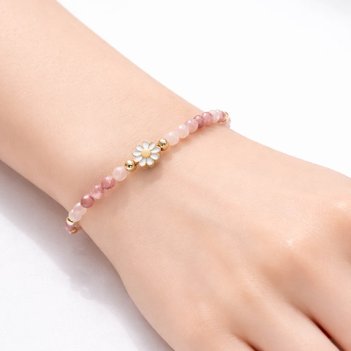 natural-kunzite-daisy-bracelet-wear