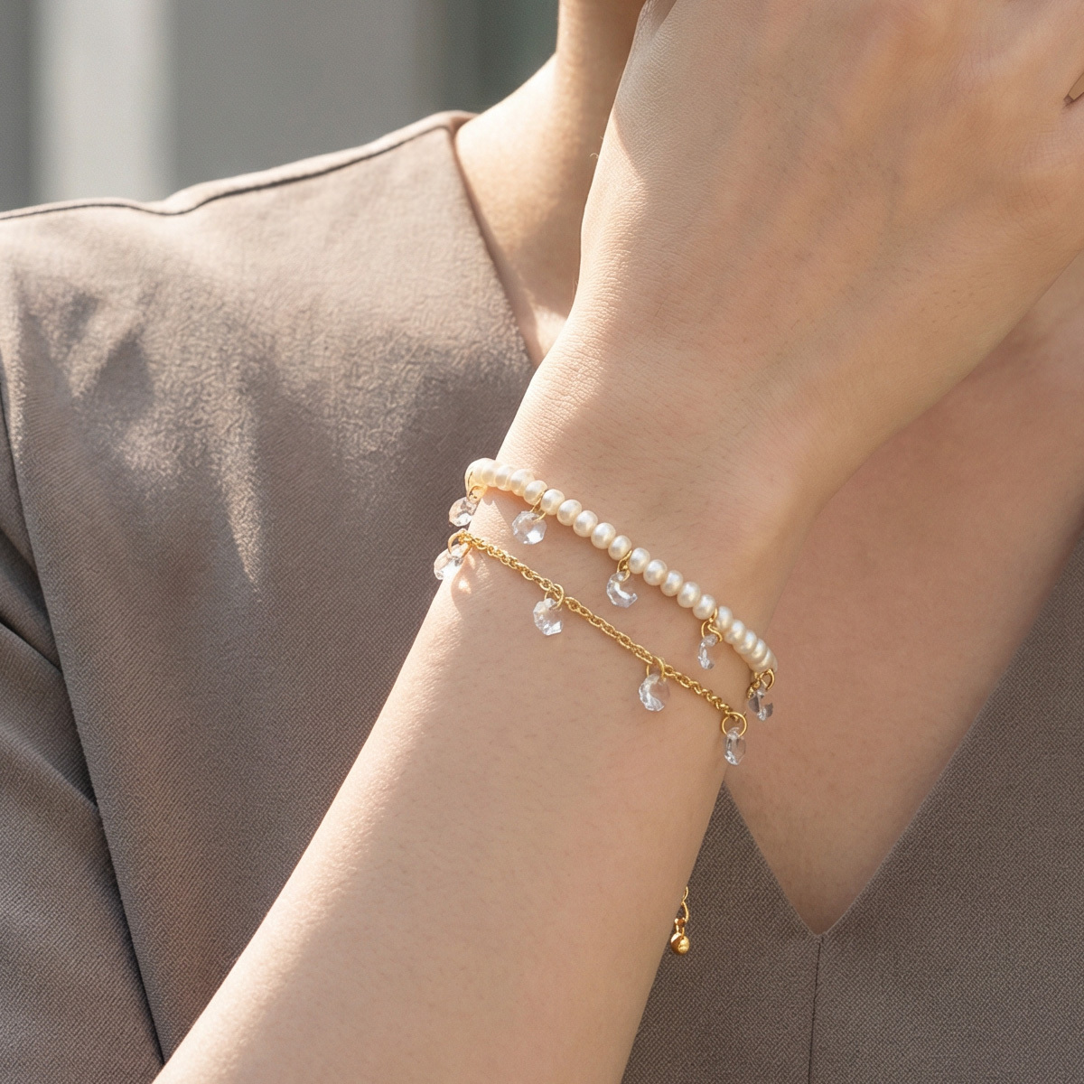 french-pearl-crystal-bracelet-wearing-natural