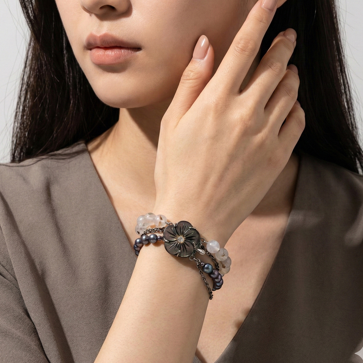 deep-sea-gray-pearl-ocean-agate-double-bracelet-wear