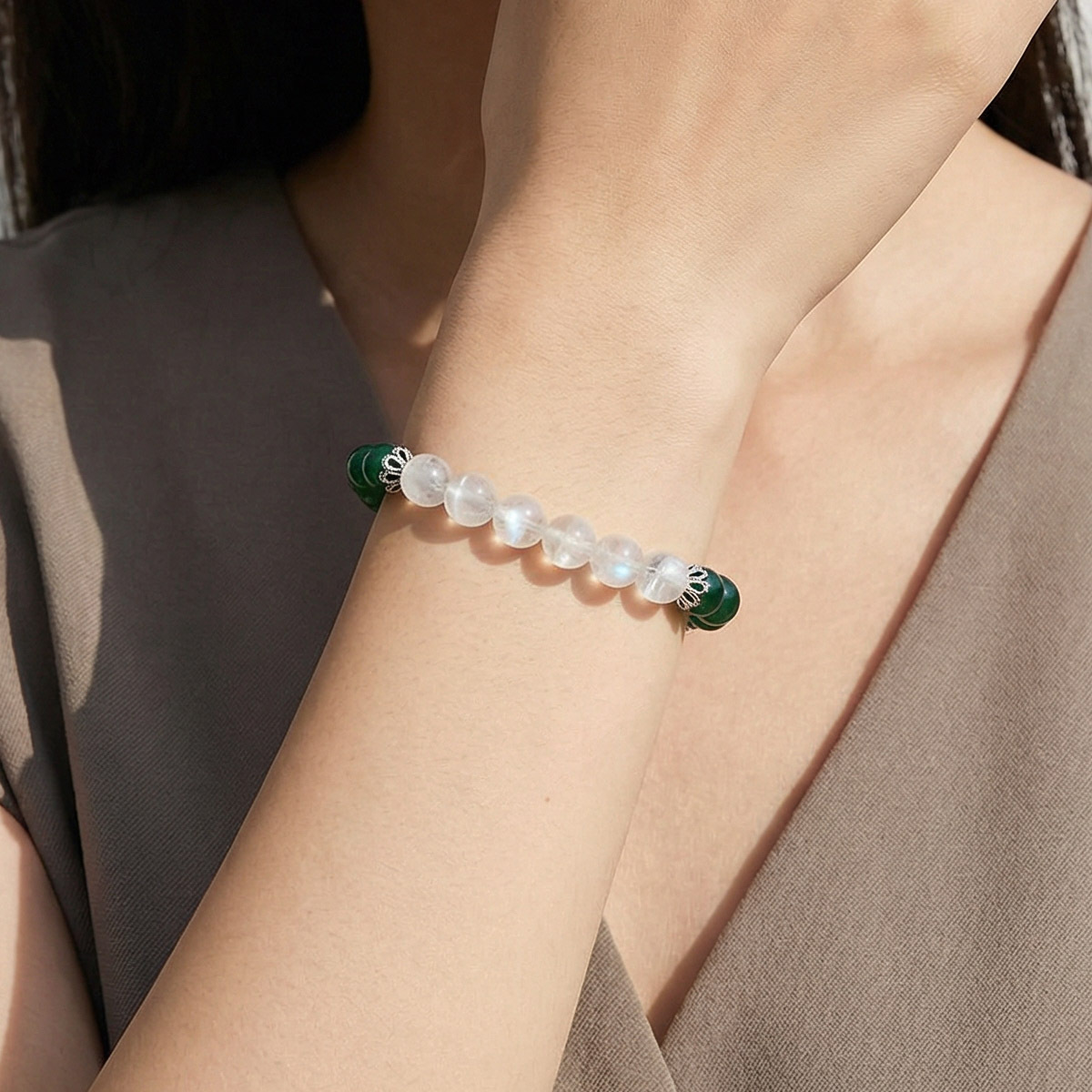 green-strawberry-quartz-moonstone-bracelet-close