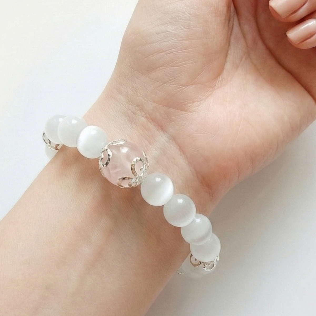 crystal-white-cat-eye-white-agate-bracelet-wearing