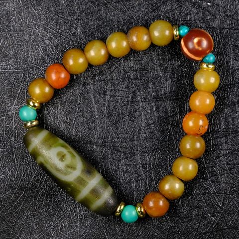 48528247.jpeg?width=480