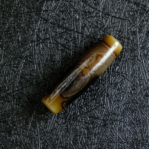 藏區小年份特殊香火配方寶瓶天珠1500