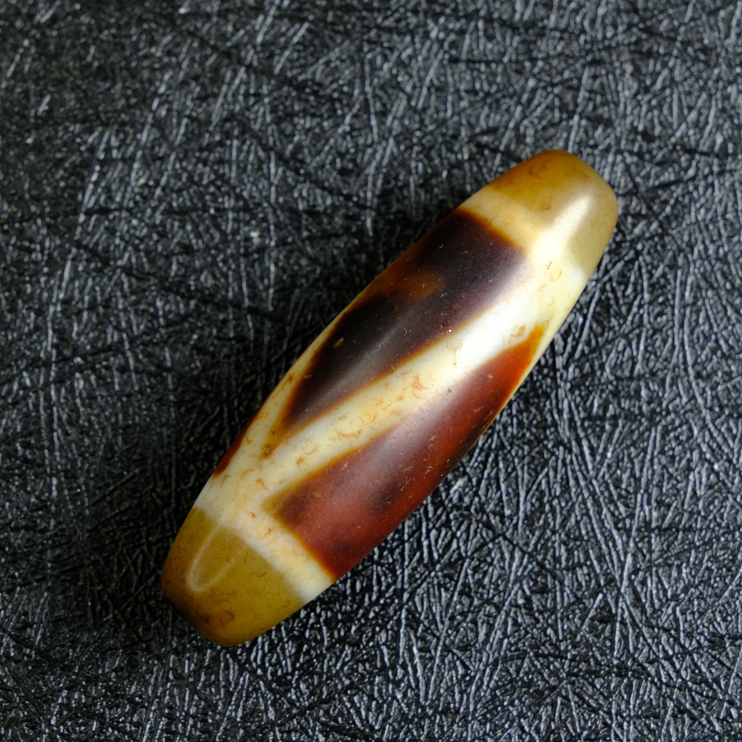 070687  火供天珠瑪瑙観音天珠　13.7*40ミリ 070687 火供天珠瑪瑙観音天珠 13.7*40ミリ 美術品・アンティーク・