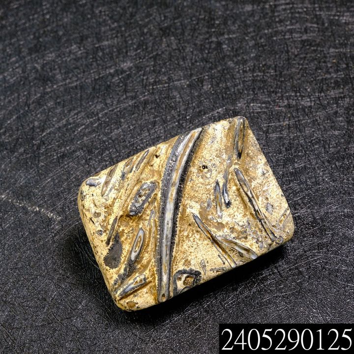 2405290125