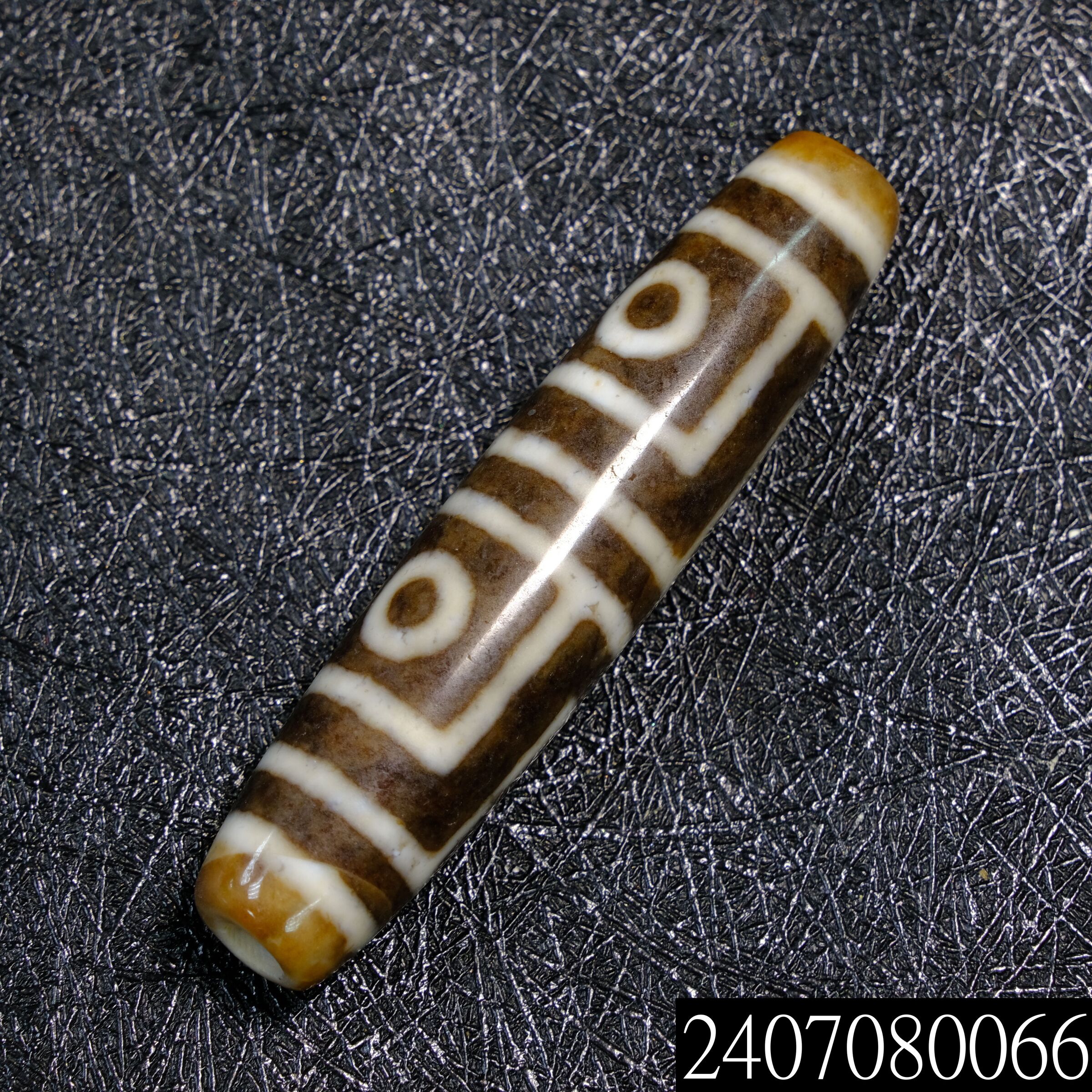 白龍神天珠　白地　至純天珠 希少！白天珠 チベット至純天珠 五爪龍神天珠