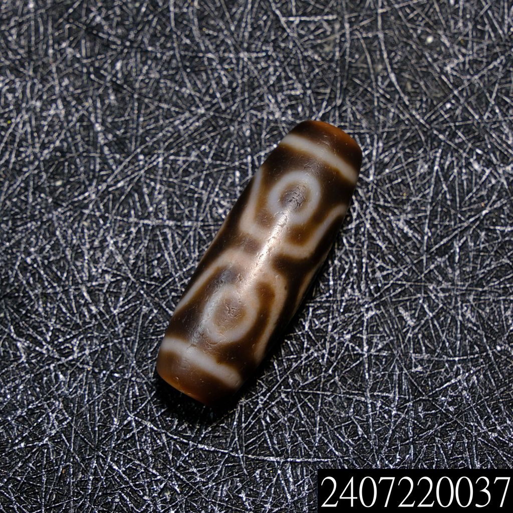 小年份收藏級紅肉金剛杵四貴人佛二眼天珠– 添晴天珠文玩龍宮舍利 小年份收藏級紅肉金剛杵四貴人佛二眼天珠– 添晴天珠文玩龍宮舍利