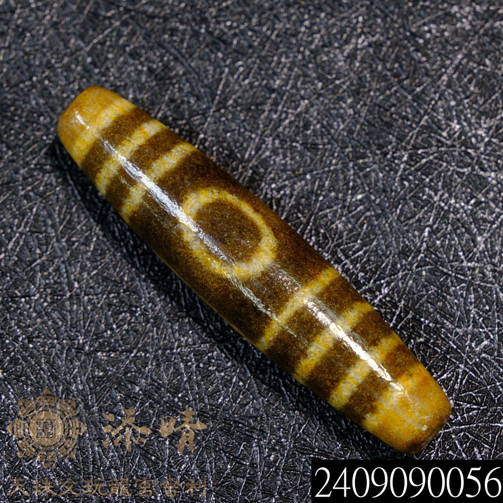 小年份特殊色滿硃砂六線一眼靠山天珠– 添晴天珠文玩龍宮舍利