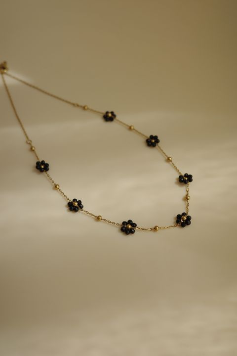 Petite Fleur Necklace