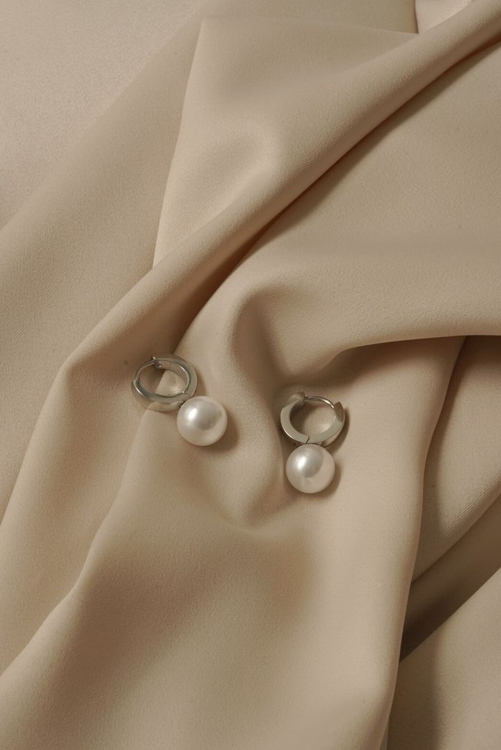 Obsession Earrings (White Gold Color)