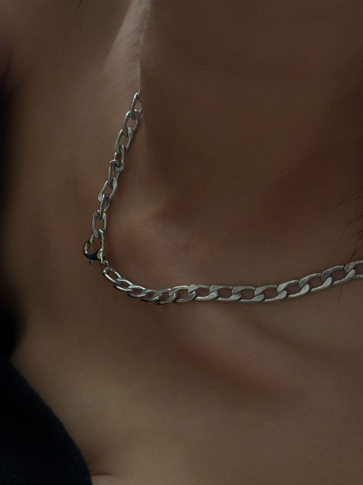 Fate’s Kiss Necklace
