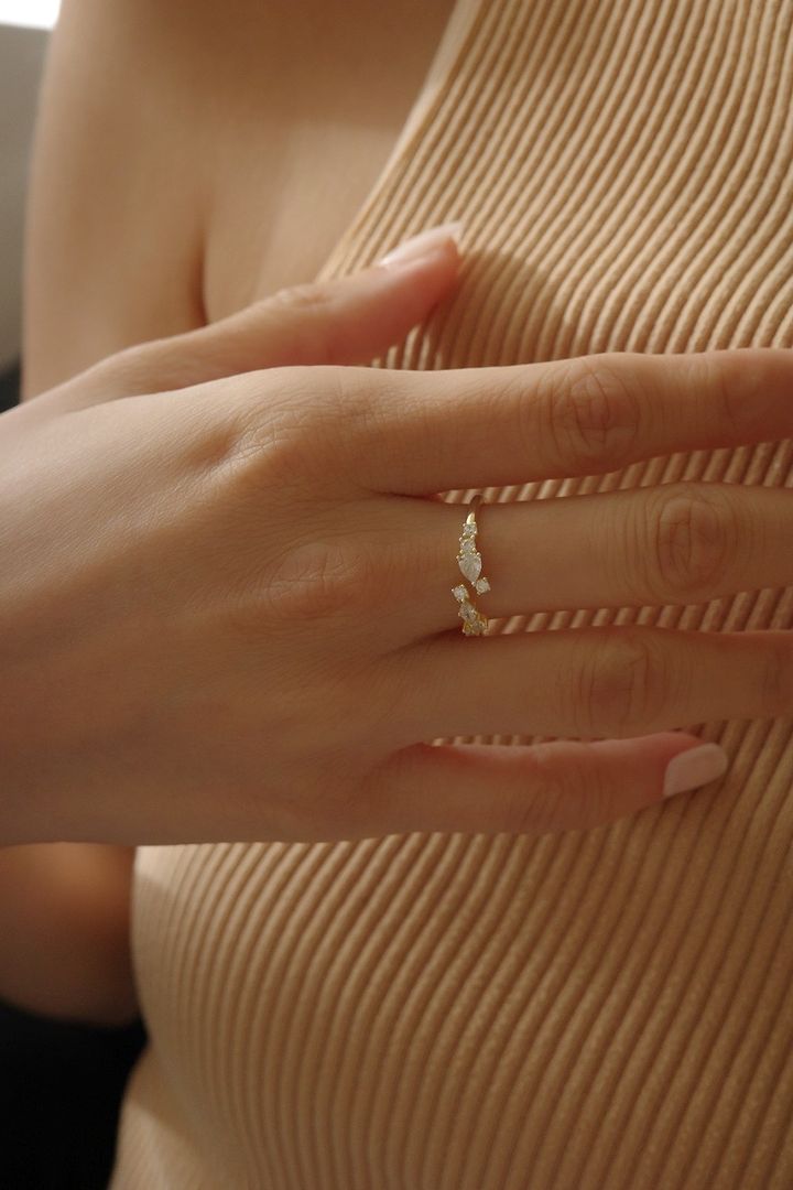 Garden Kisses Ring