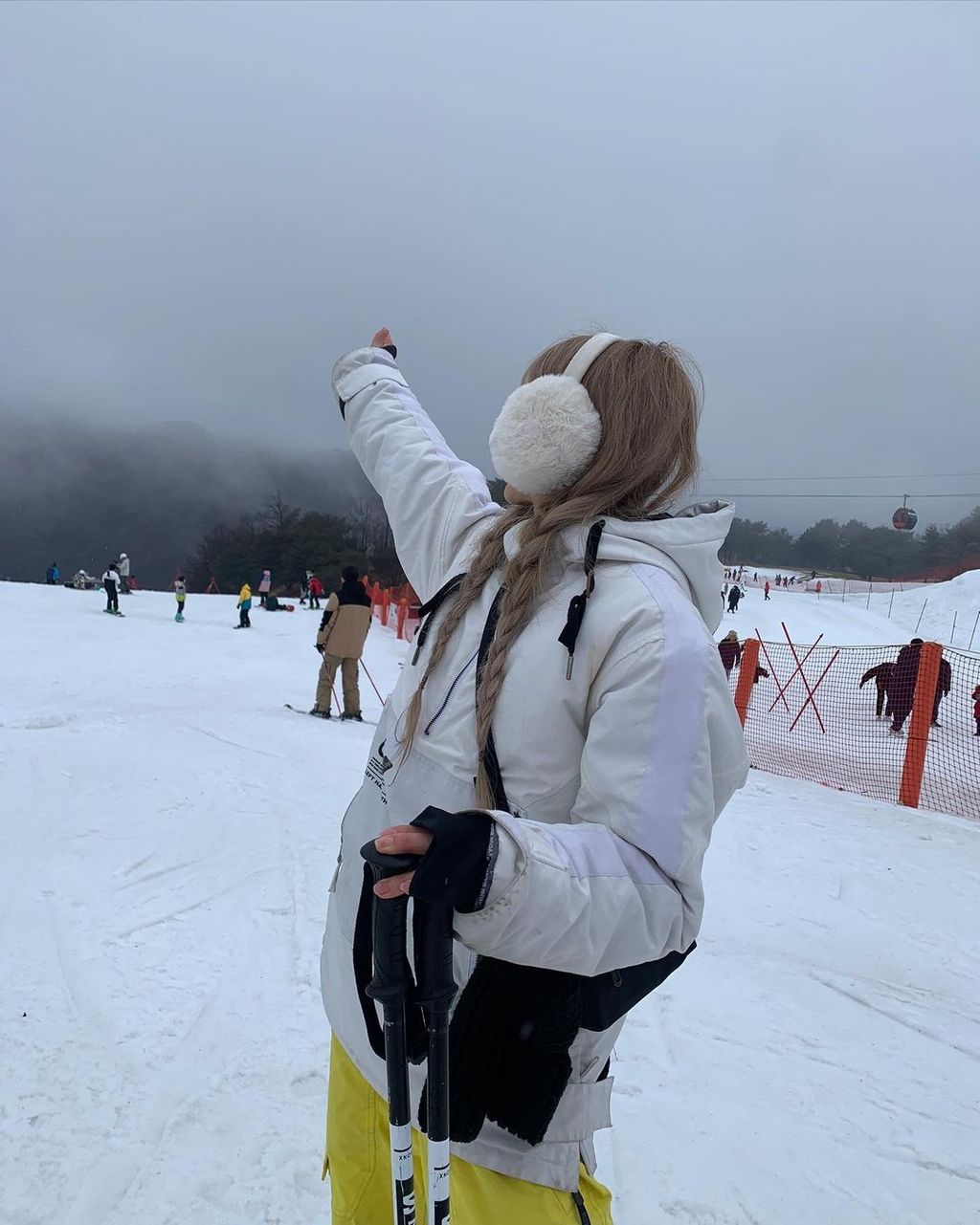 325349473_868685347522757_6921504924080871691_n