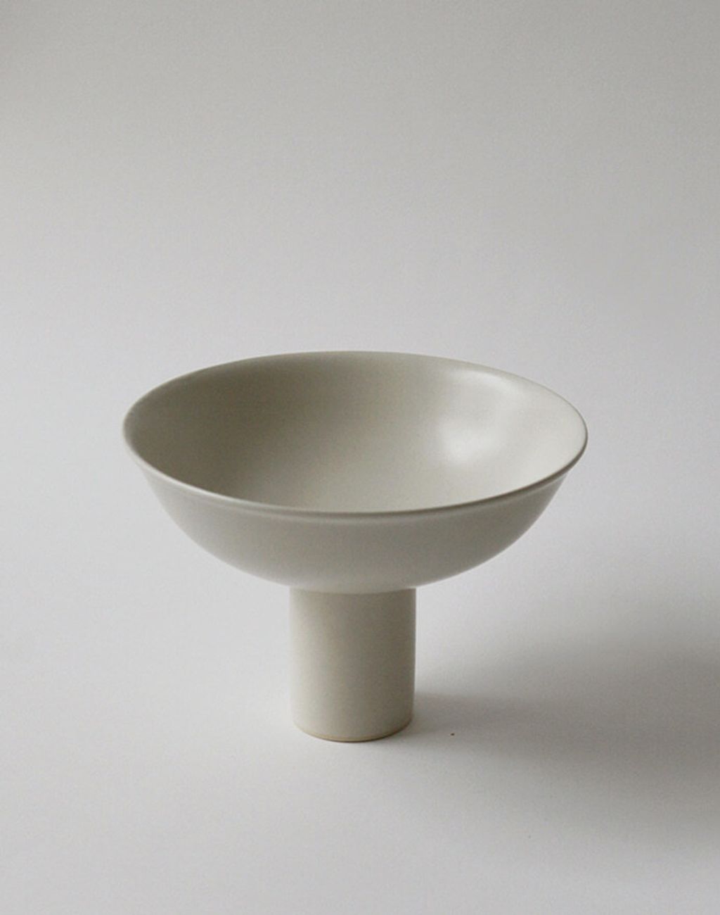 Pedestal Bowl · Fog · Small (2)