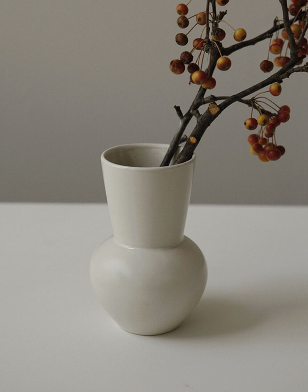 Plain Vase · Fog · Small (8)