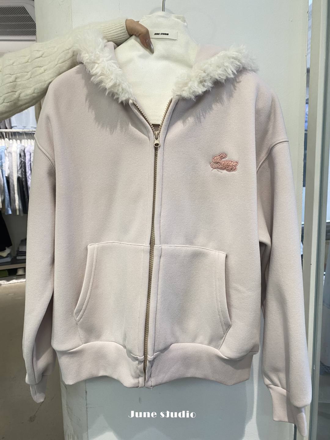 image_8DA4C9E5-3081-46F8-AFC9-026BD70C19EC_1764511955