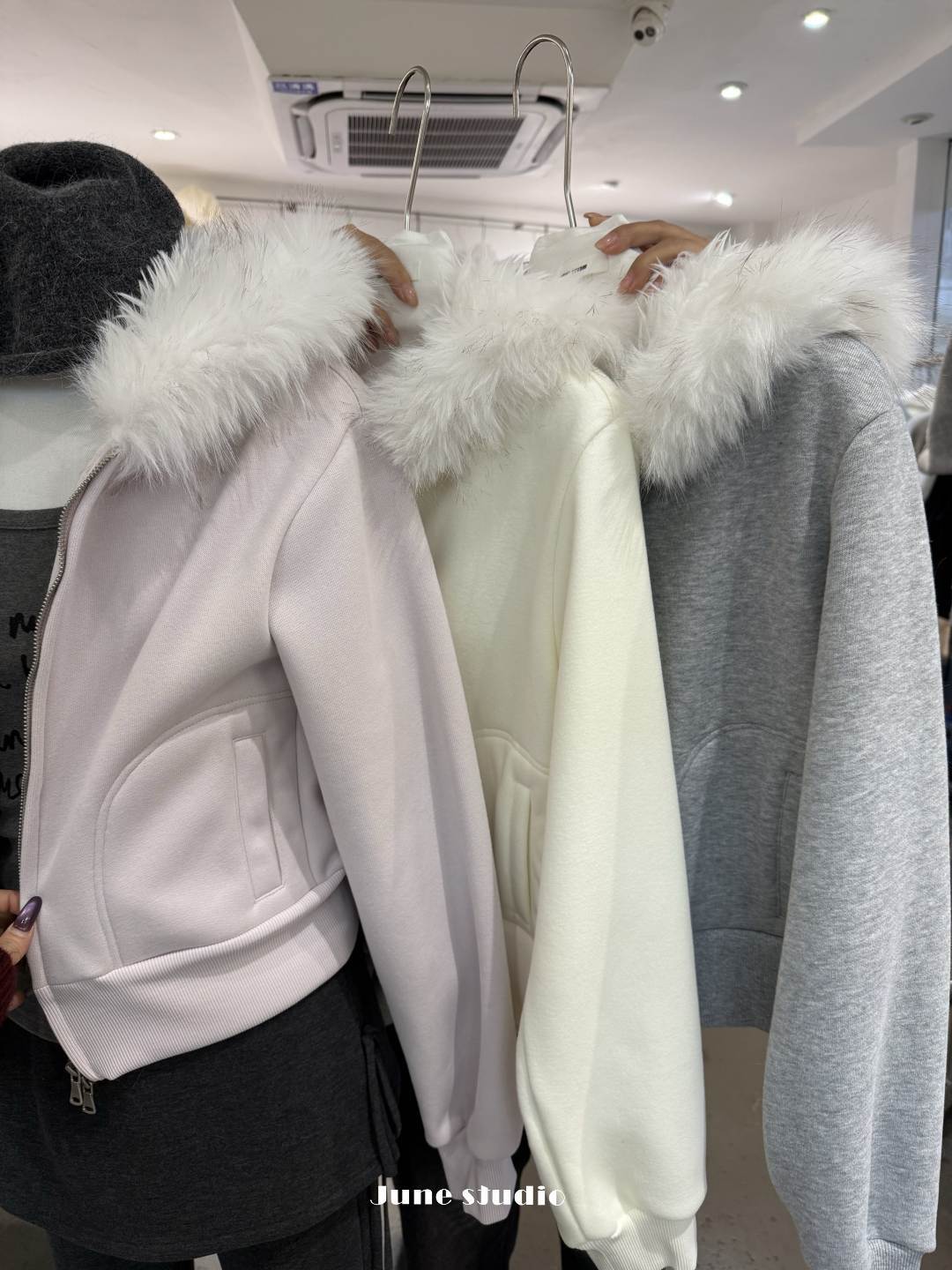 image_4FFEFB62-B67E-4A6A-AF2C-B6A74513171E_1765340230