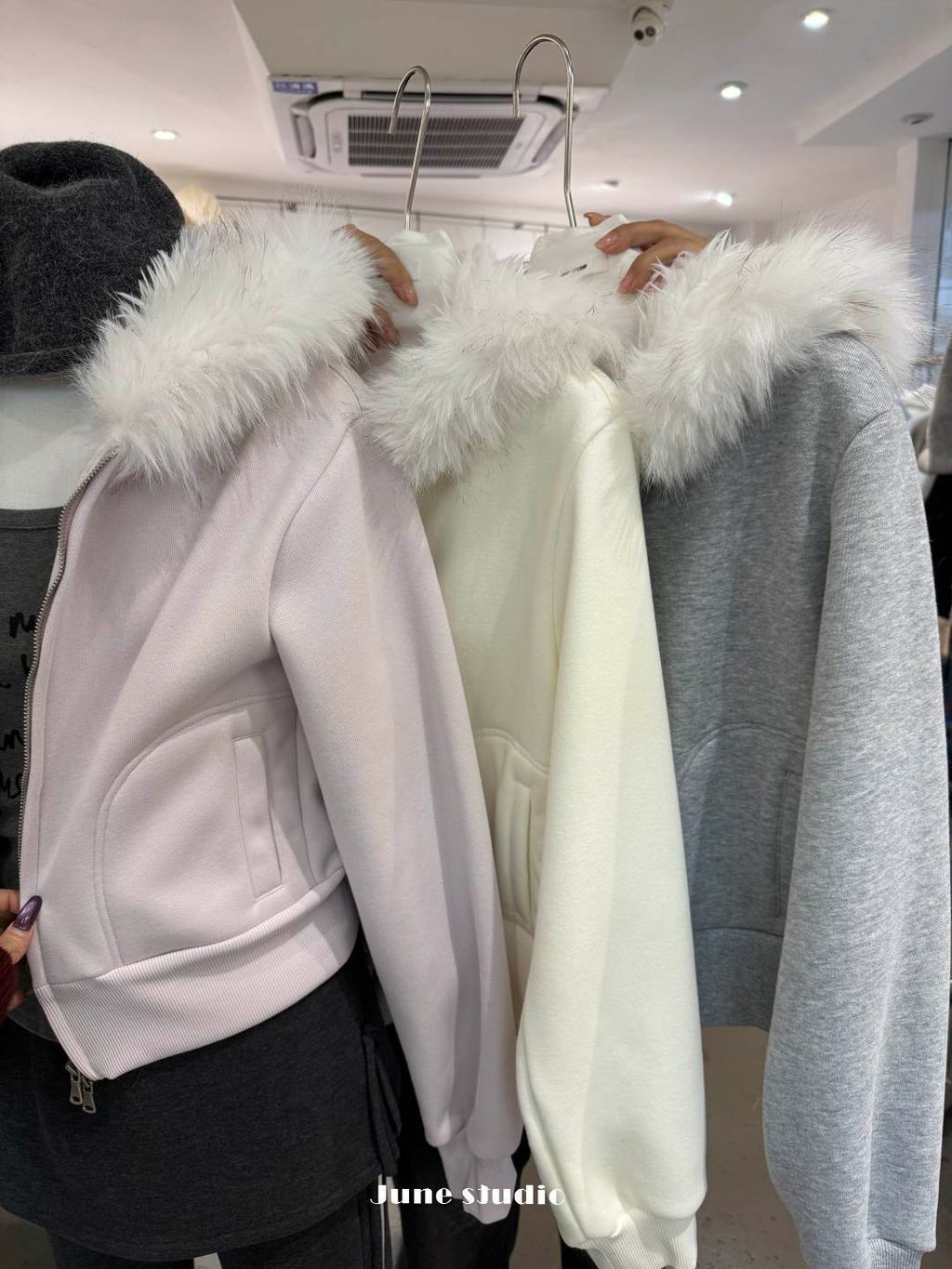 image_4FFEFB62-B67E-4A6A-AF2C-B6A74513171E_1765340230