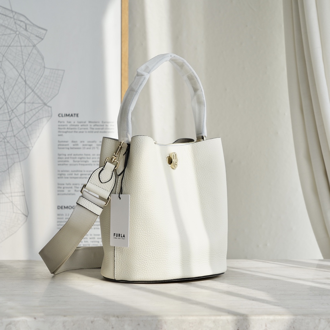furla3