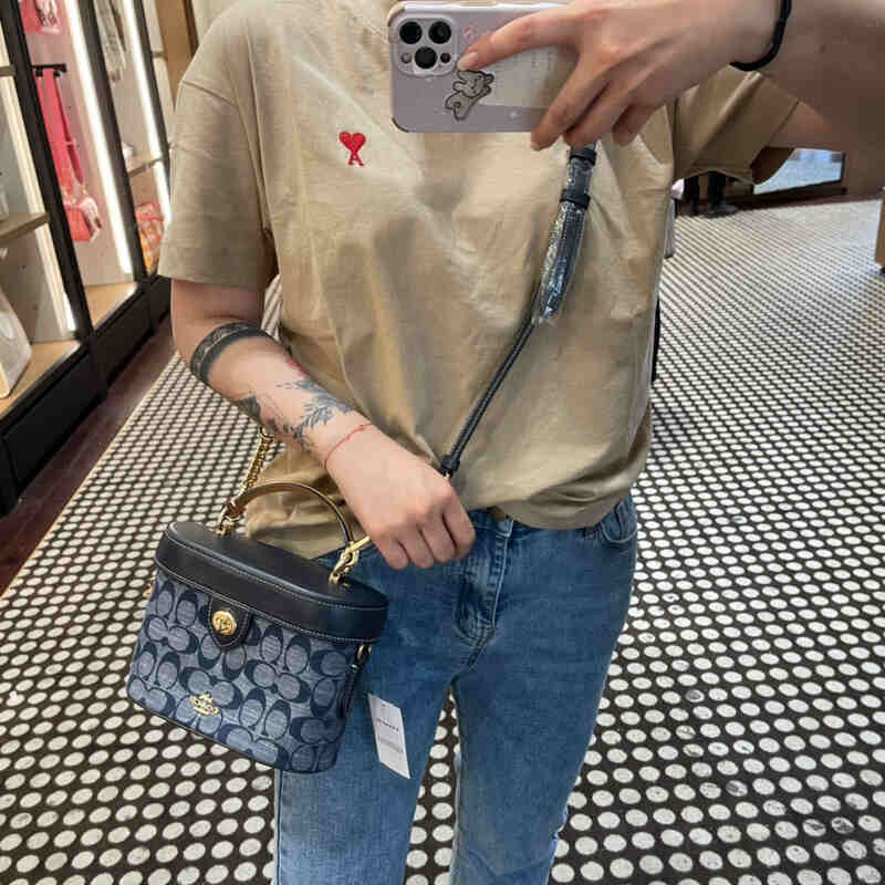 49181079