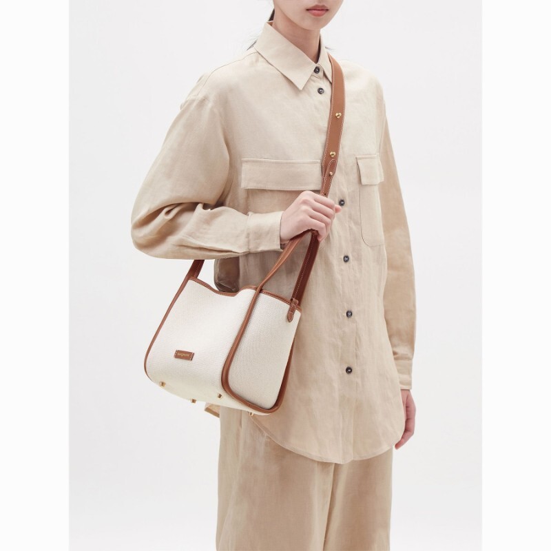 medium-song-bag-canvas-caramel-2_1800x18002