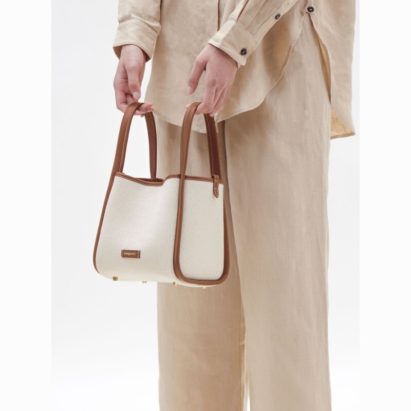 medium-song-bag-canvas-caramel-3_1800x1800
