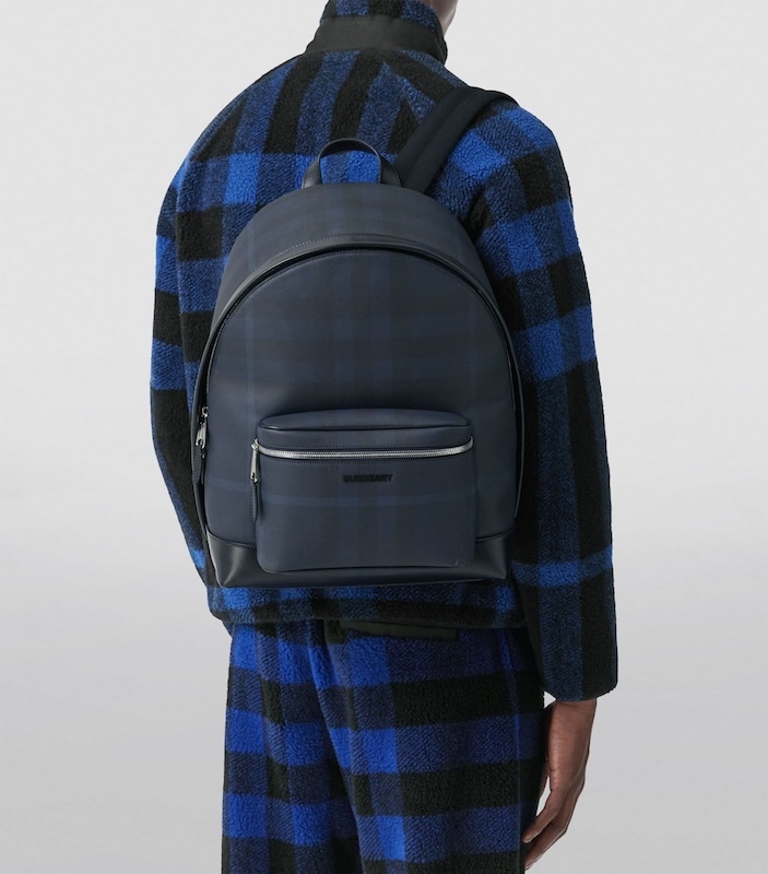 burberry-exaggerated-check-backpack_19069736_48552327_2048
