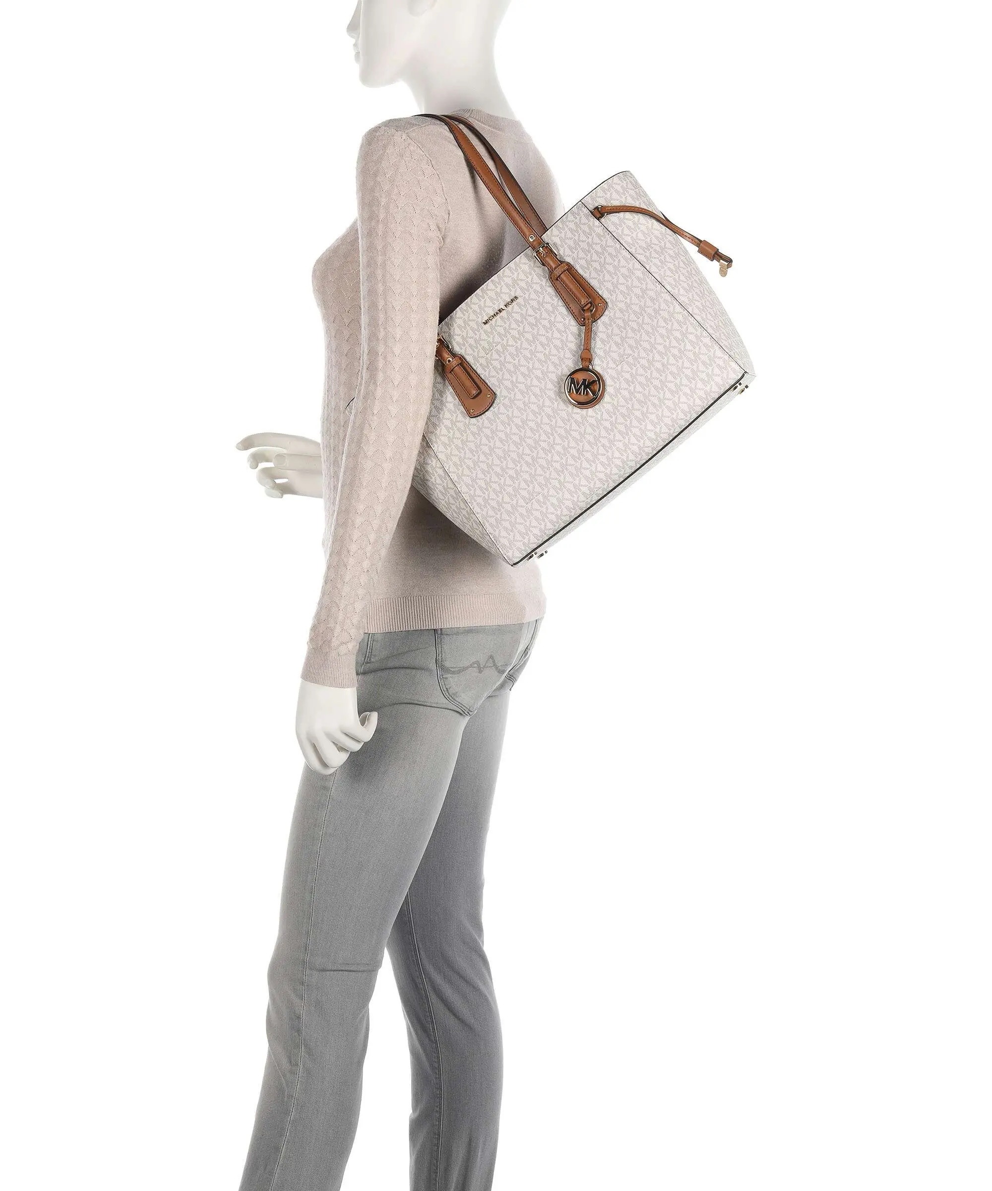 b7d0a1726453a4543c3a8be1f0e56436dc4d95bb_192317863949_G021_ecommerce