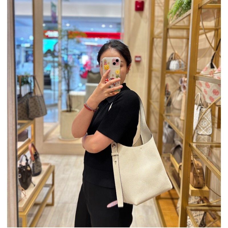 202510247547105571231160