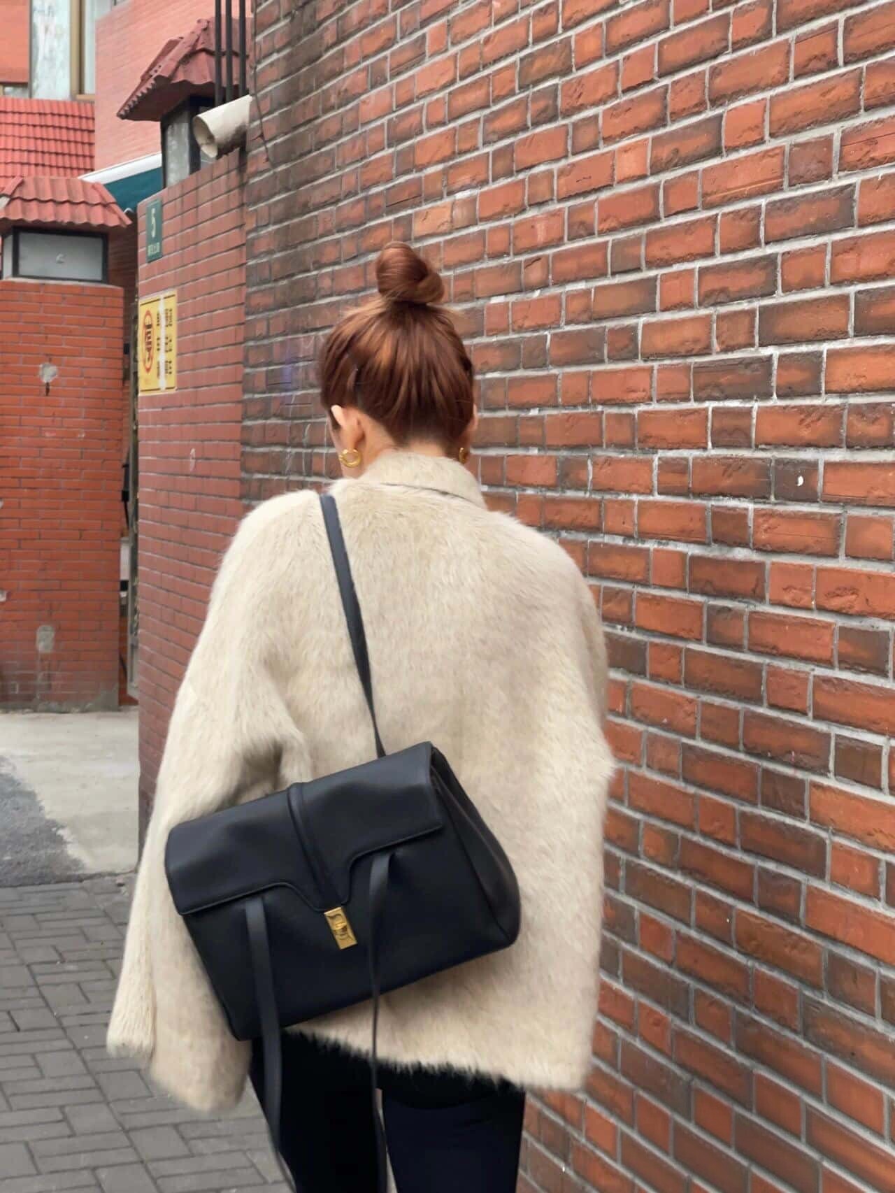 imgi_19_IMG_8770230180