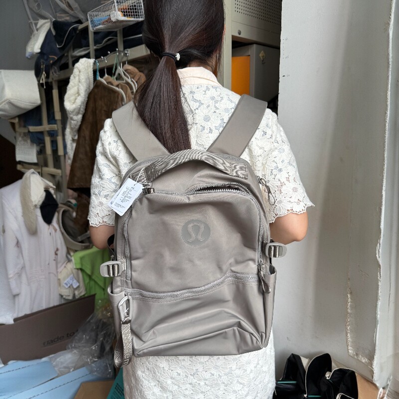 1699042_1040g3qo31mc4amd2lm905nesg27g8po2getoefo (1)