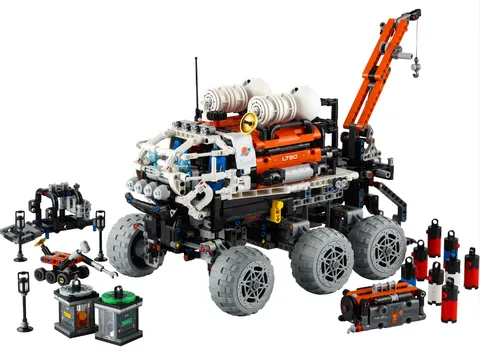 421801