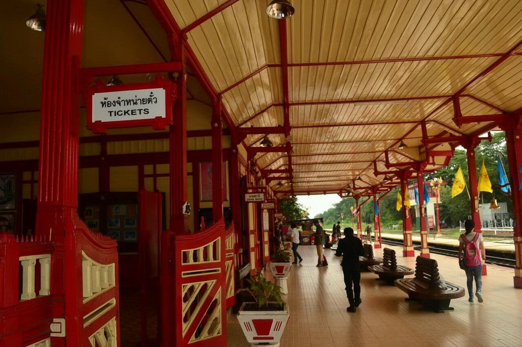 Hua_hin_railway_station 4
