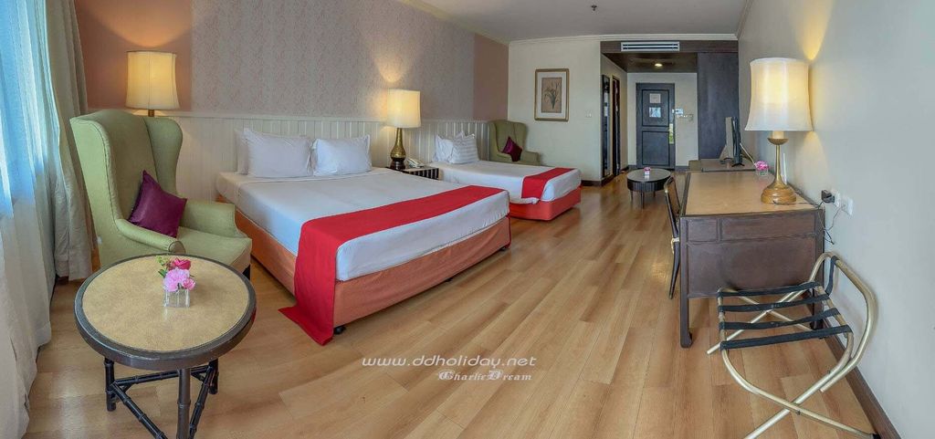 Princeton Bangkok Hotel  (9)