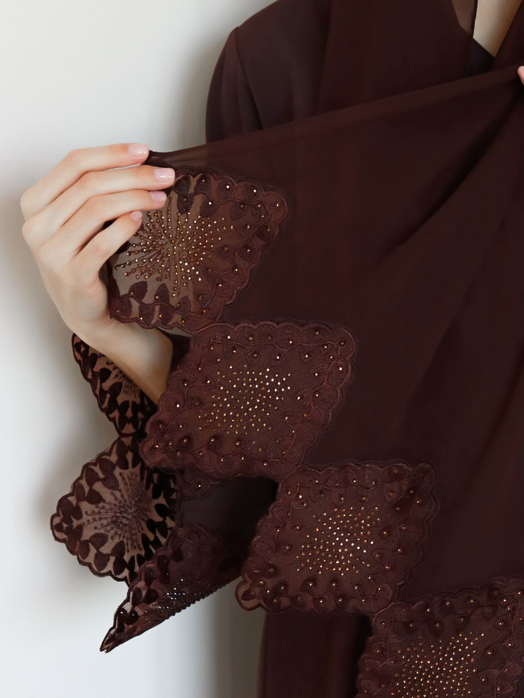 Deniz Mahogany CloseUp