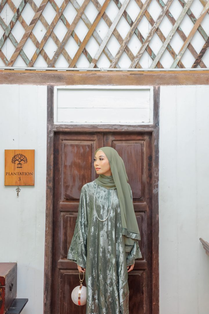Carmen Royal Green