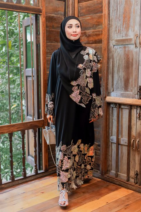 Stella Abaya Black