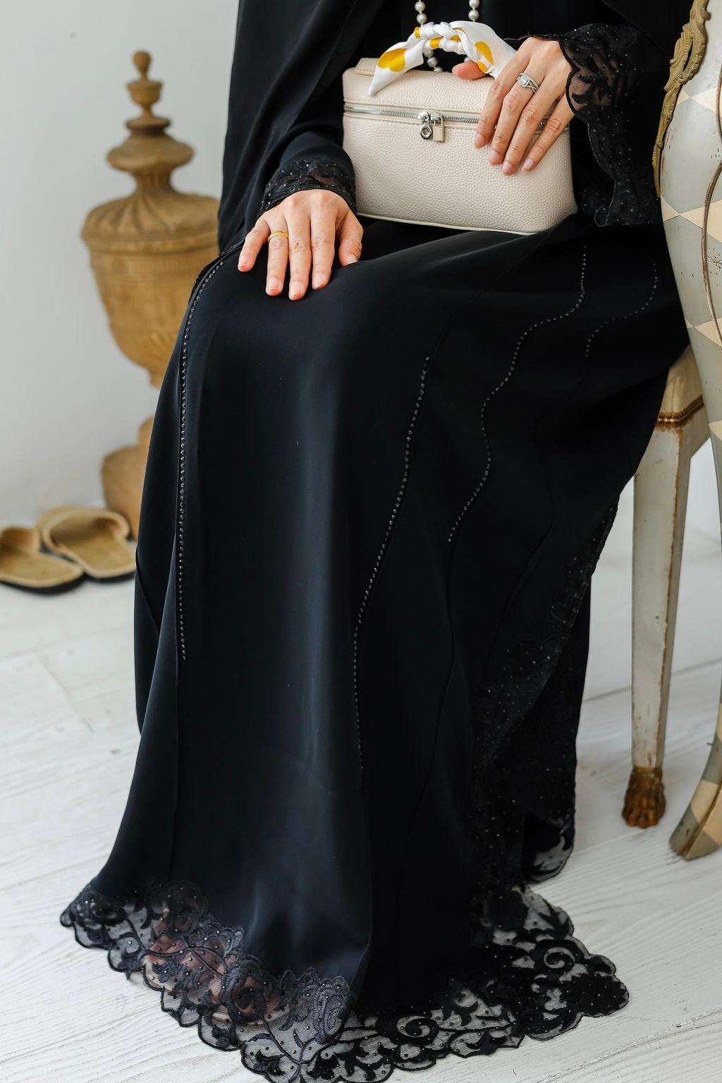 Qadira Abaya