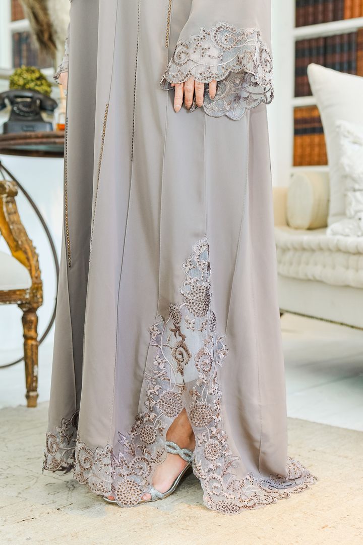 Qadira Taupe Brown