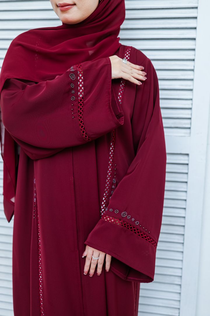 Maysa Burgundy