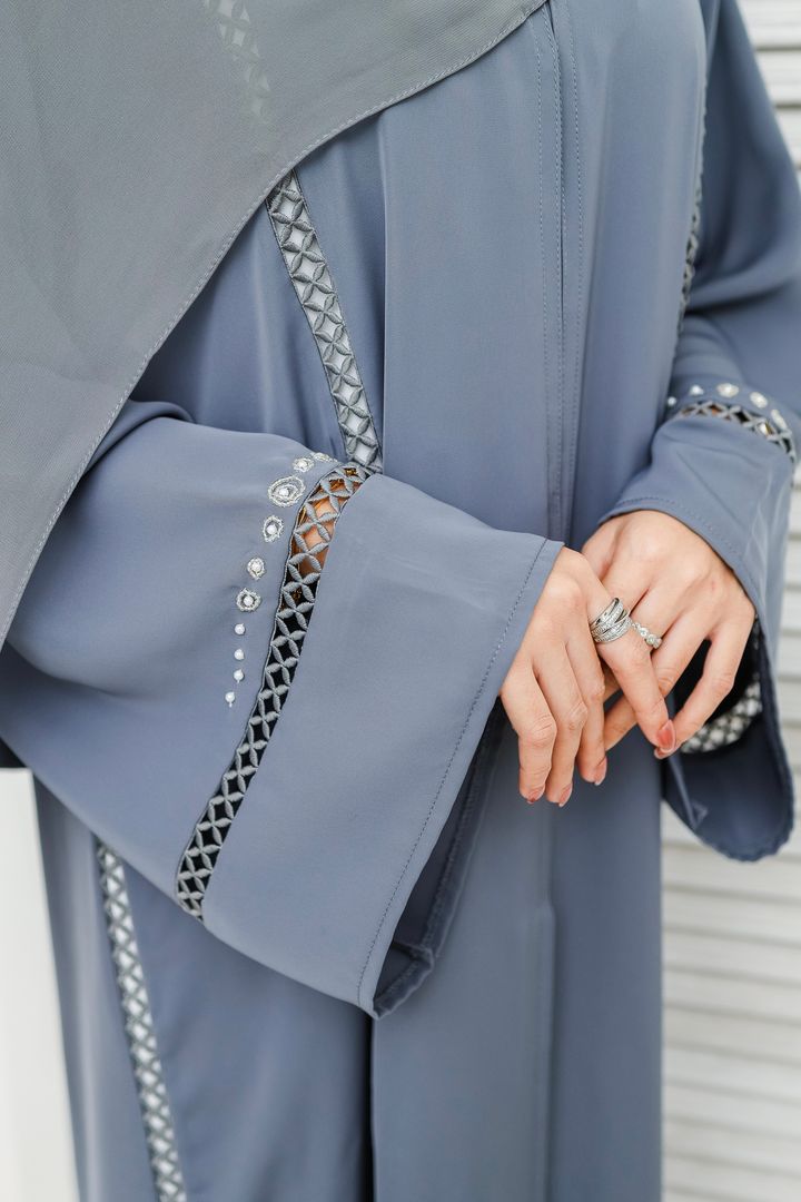 Maysa Grey