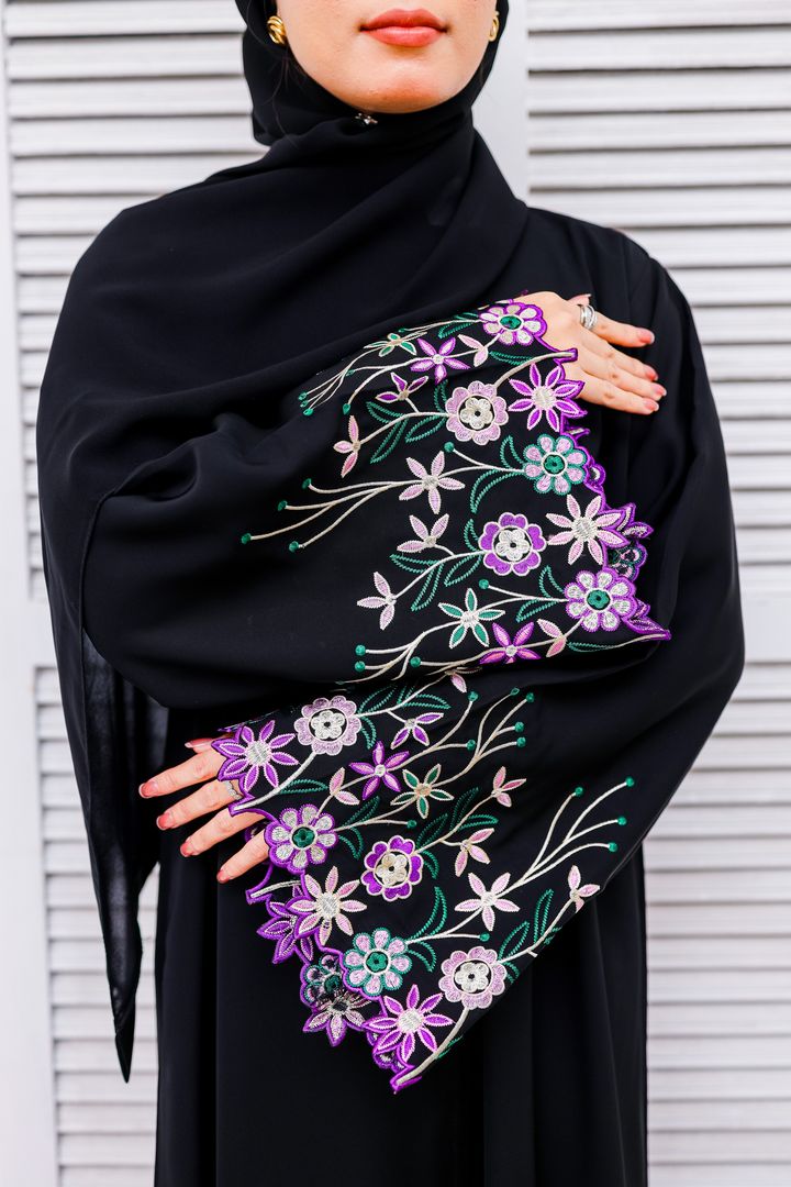 Zehra Abaya