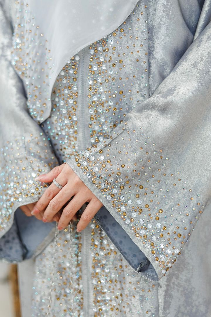 Estelle Majestic Silver