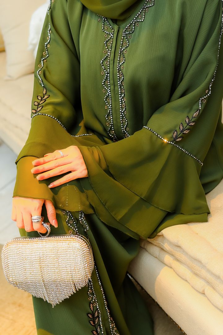 Clara Dark Olive