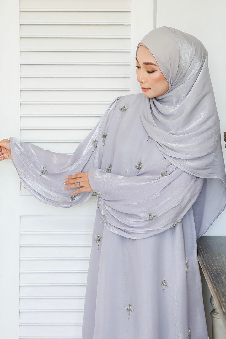 Cleo Majestic Silver