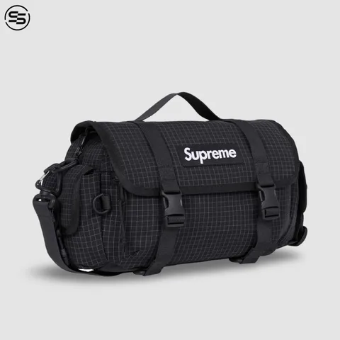 SUPREME -  Mini Duffle Bag Black 3M SS24
