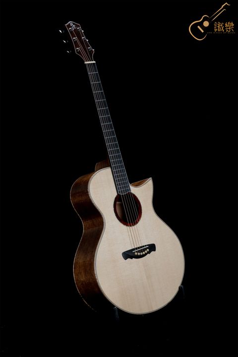 側（尖角春華）