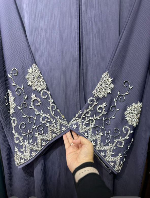 Premium Abaya tetap jadi pilihan