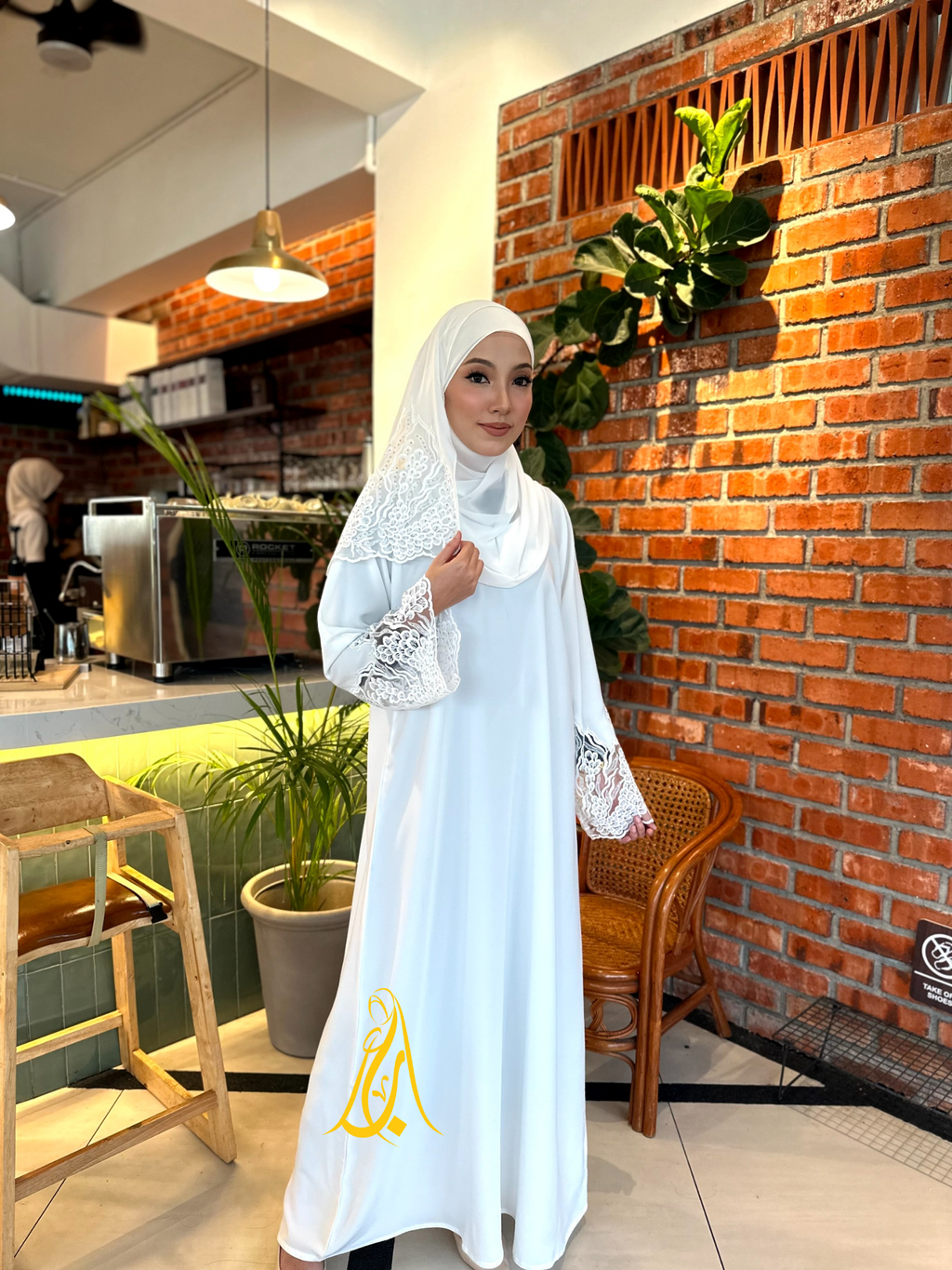 white abaya from dubai